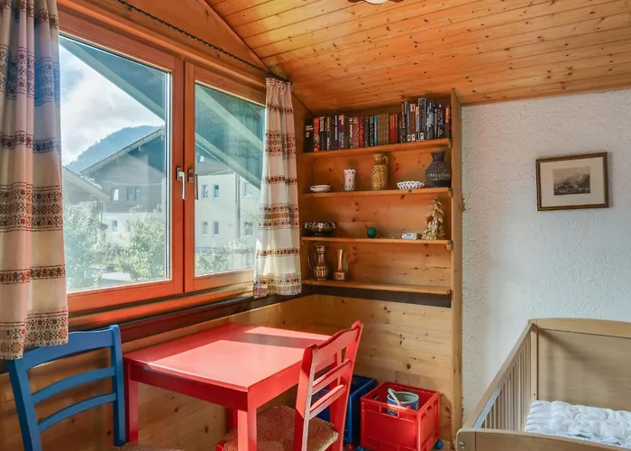 木屋 In Near Slopes