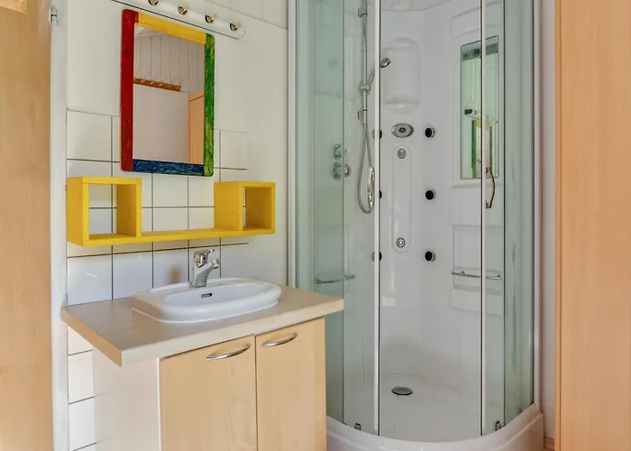 In Near Slopes 木屋 *